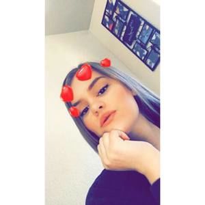 Meet your Posher, Rebecca